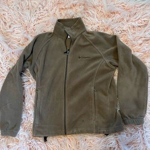 Small Brown Columbia Fleece